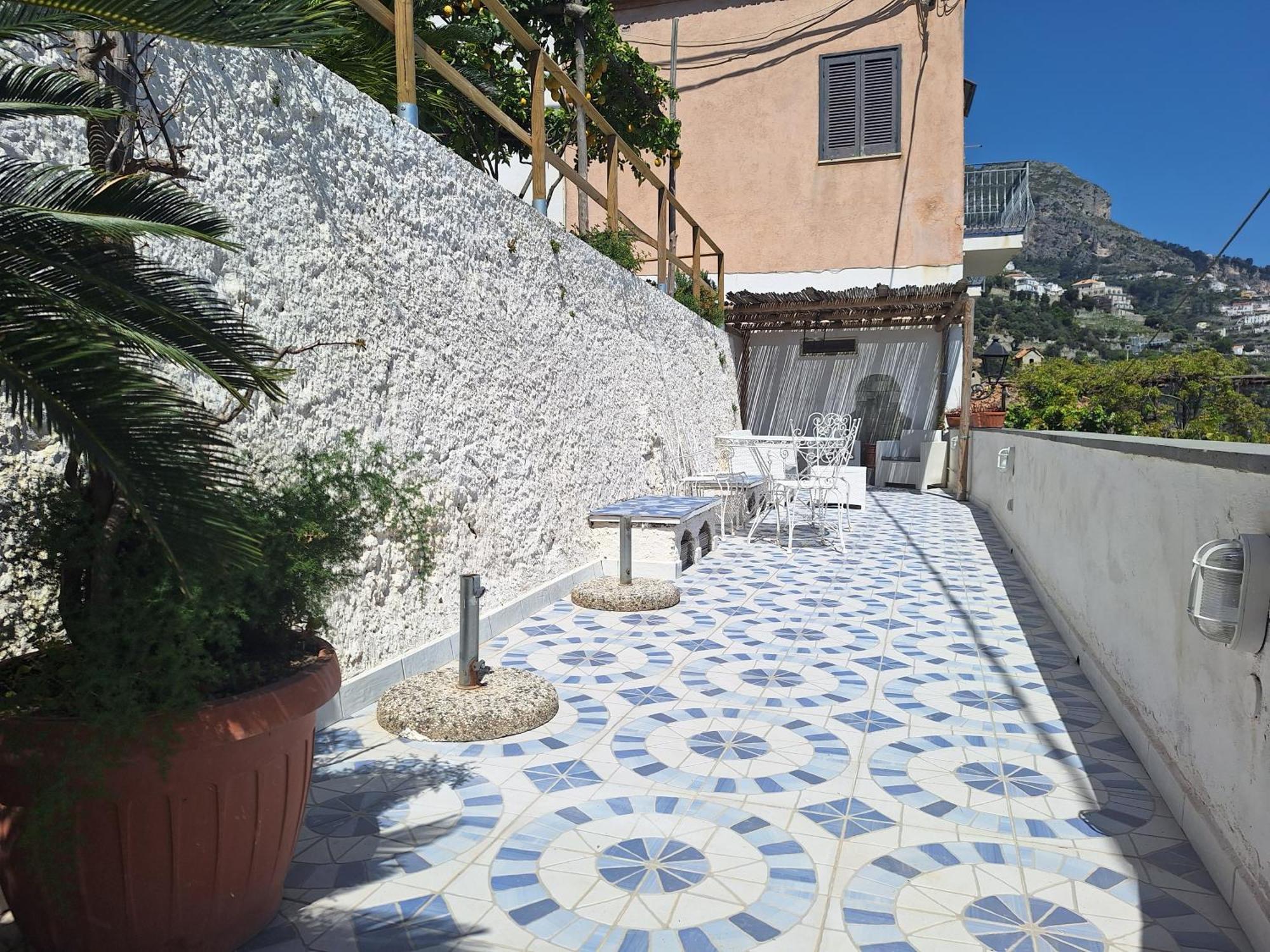 Villa Gianna Amalfi Coast กองกาเดมารีนี ภายนอก รูปภาพ